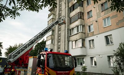 Горів балкон, 15 Квітня Горів балкон, 15 Квітня