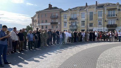 У Полтаві замайорів найбільший державний прапор регіону У Полтаві замайорів найбільший державний прапор регіону