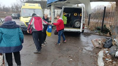 Активізація евакуації з Дворічанської громади: з 1 по 18 грудня виїхало 24 людини Активізація евакуації з Дворічанської громади: з 1 по 18 грудня виїхало 24 людини