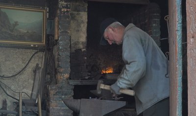 коваль коваль