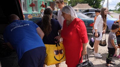Щодня вивозять понад 50 людей. Як триває евакуація мешканців прифронтових громад Дніпропетровщини Щодня вивозять понад 50 людей. Як триває евакуація мешканців прифронтових громад Дніпропетровщини