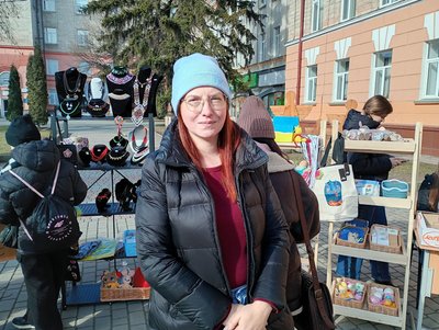 благодійний ярмарок, збір на зсу, авто для медиків, тернопіль, кооперативний коледж, ольга тимошенко благодійний ярмарок, збір на зсу, авто для медиків, тернопіль, кооперативний коледж, ольга тимошенко