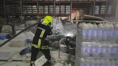 Троє загиблих та 13 поранених: Росія атакувала цивільні об'єкти в Одесі з моря Троє загиблих та 13 поранених: Росія атакувала цивільні об'єкти в Одесі з моря