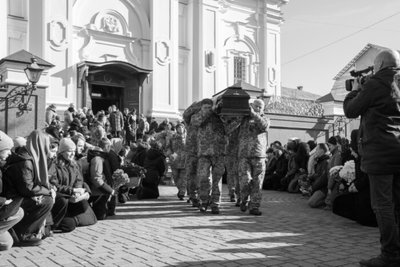 У Луцьку попрощалися з полеглими військовими Іваном Притолюком, Станіславом Гуленковим і Михайлом Колядою У Луцьку попрощалися з полеглими військовими Іваном Притолюком, Станіславом Гуленковим і Михайлом Колядою