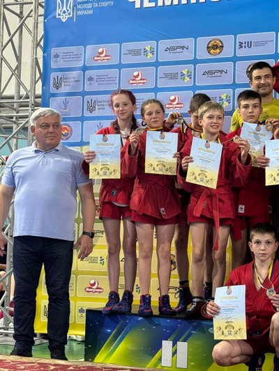 Сум'яни — з медалями чемпіонату України з самбо Сум'яни — з медалями чемпіонату України з самбо