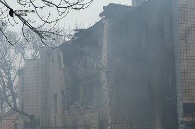 Фото наслідків обстрілу Одеси 15 березня: є загиблі та тяжко поранені Фото наслідків обстрілу Одеси 15 березня: є загиблі та тяжко поранені
