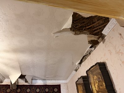 "Якби не допомогли, згоріла б": сусіди врятували 78-річну пенсіонерку під час нічної атаки дроном у Сумах "Якби не допомогли, згоріла б": сусіди врятували 78-річну пенсіонерку під час нічної атаки дроном у Сумах