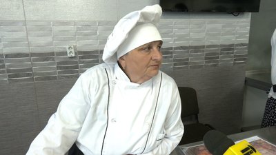 Рідні загиблих та зниклих безвісти готували українські автентичні страви у Рівному Рідні загиблих та зниклих безвісти готували українські автентичні страви у Рівному