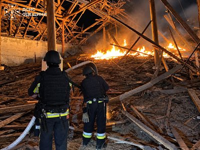 Один із поранених у тяжкому стані: прокуратура уточнила стан травмованих після атаки РФ на Одеський район Один із поранених у тяжкому стані: прокуратура уточнила стан травмованих після атаки РФ на Одеський район
