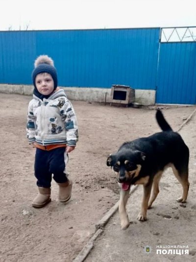 Вийшов на вулицю та пішов у бік поля: на Одещині тривають пошуки 2-річного хлопчика Вийшов на вулицю та пішов у бік поля: на Одещині тривають пошуки 2-річного хлопчика