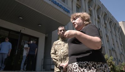 Судять чоловіків, які побили військового у Черкасах Судять чоловіків, які побили військового у Черкасах