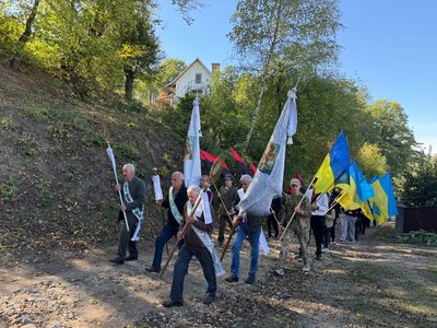 Меморіальна композиція, Бережани, ОУН, 1 жовтня 2026, Тернопіль Меморіальна композиція, Бережани, ОУН, 1 жовтня 2026, Тернопіль