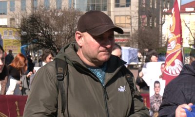 Віктор чекає сина Віктор чекає сина