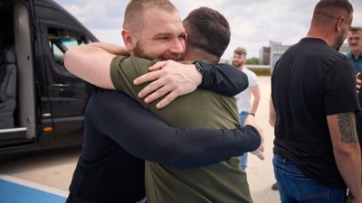 "Вимагали, щоб ми брали на себе справи по розстрілу цивільних": Волинський про полон та звільнення "Вимагали, щоб ми брали на себе справи по розстрілу цивільних": Волинський про полон та звільнення