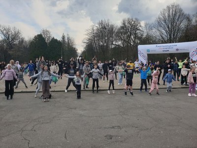 У Хмельницькому відбувся благодійний забіг на підтримку військовослужбовців У Хмельницькому відбувся благодійний забіг на підтримку військовослужбовців