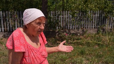 "Це ж страшна справа, це ж епідемія". На Дніпропетровщині фіксують єгипетську сарану: що кажуть жителі селищ "Це ж страшна справа, це ж епідемія". На Дніпропетровщині фіксують єгипетську сарану: що кажуть жителі селищ