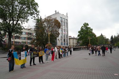 Акція, "Поважай українців — говори українською", мова, протест, мирний пікет Акція, "Поважай українців — говори українською", мова, протест, мирний пікет