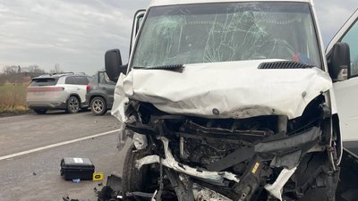 Рейсовий автобус, ДТП поблизу Галича, машина Рейсовий автобус, ДТП поблизу Галича, машина