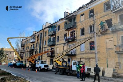 РФ фугасними бомбами атакувала Костянтинівку та Краматорськ: що відомо про руйнування, жертви та фото з місць обстрілів РФ фугасними бомбами атакувала Костянтинівку та Краматорськ: що відомо про руйнування, жертви та фото з місць обстрілів