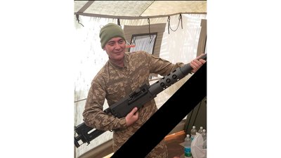 На Чернігівщині поховали захисників Олександра Рубана та Владислава Мастрюкова На Чернігівщині поховали захисників Олександра Рубана та Владислава Мастрюкова