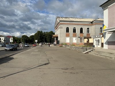 Вшановують загиблих: у містечку на Черкащині запровадили хвилину мовчання Вшановують загиблих: у містечку на Черкащині запровадили хвилину мовчання