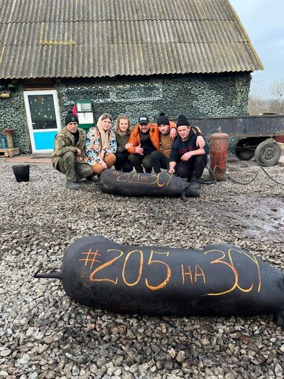 волонтери, допомога, тушкованка, свині, м'ясо, дрон, віськові, зсу волонтери, допомога, тушкованка, свині, м'ясо, дрон, віськові, зсу