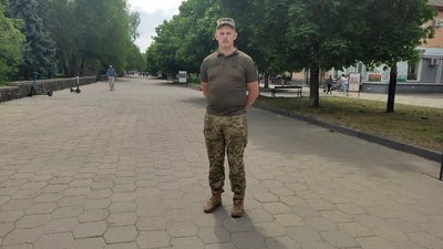 Група оповіщення і вручення повісток: як реагують чоловіки на Волині Група оповіщення і вручення повісток: як реагують чоловіки на Волині