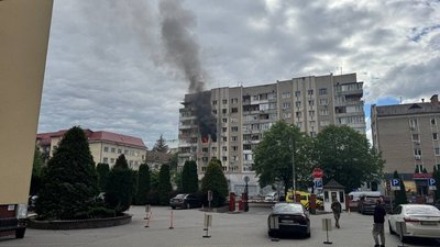Будинок, Івано-Франківськ, атака, пожежа