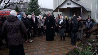 Почергові богослужіння чи суд: на Вінниччині громада ПЦУ просить доступ до храму УПЦ Почергові богослужіння чи суд: на Вінниччині громада ПЦУ просить доступ до храму УПЦ