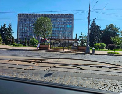 У Вінниці відремонтували ділянку колії на Соборній, де "викинуло" рейку від спеки У Вінниці відремонтували ділянку колії на Соборній, де "викинуло" рейку від спеки