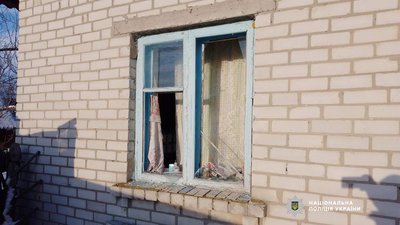 Пошкоджені будинки, лінія електропередач та обʼєкт звʼязку у Корюківському районі на Чернігівщині Пошкоджені будинки, лінія електропередач та обʼєкт звʼязку у Корюківському районі на Чернігівщині
