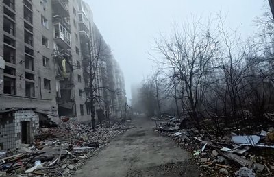 «Божевілля. Костянтинівка»: військові випустили документальний фільм про фронтове місто «Божевілля. Костянтинівка»: військові випустили документальний фільм про фронтове місто