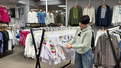 За скільки можна придбати сорочку напередодні Всесвітнього дня вишиванки у Полтаві За скільки можна придбати сорочку напередодні Всесвітнього дня вишиванки у Полтаві