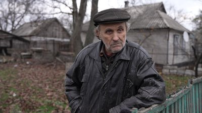"Коли ж той с*чий син Путін здохне". Що місцеві розповіли про життя в Демуриному на Дніпропетровщині за 11 км від фронту "Коли ж той с*чий син Путін здохне". Що місцеві розповіли про життя в Демуриному на Дніпропетровщині за 11 км від фронту