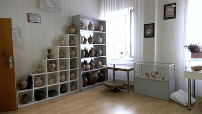Глечики, миски та іграшки: на Вінниччині відкрили музей барської кераміки Глечики, миски та іграшки: на Вінниччині відкрили музей барської кераміки