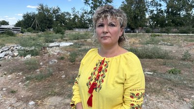 Незламна жінка: як Оксана Гнедько відновлює постраждалі села Миколаївщини під час війни Незламна жінка: як Оксана Гнедько відновлює постраждалі села Миколаївщини під час війни