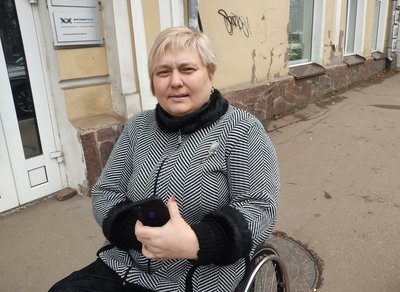 "Коли немає світла, я залишаюсь заручницею в кімнаті" – житомирянка Світлана Мисник пересувається в інвалідному візку "Коли немає світла, я залишаюсь заручницею в кімнаті" – житомирянка Світлана Мисник пересувається в інвалідному візку
