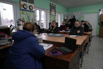 "Не лише косметичка, а й ключі для тролейбуса": які спеціальності найзатребуваніші в Сумах "Не лише косметичка, а й ключі для тролейбуса": які спеціальності найзатребуваніші в Сумах