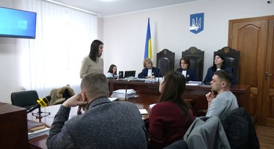 У Хмельницькому відбувся суд в у справі поховання у Тернополі на "Пантеоні Героїв" У Хмельницькому відбувся суд в у справі поховання у Тернополі на "Пантеоні Героїв"