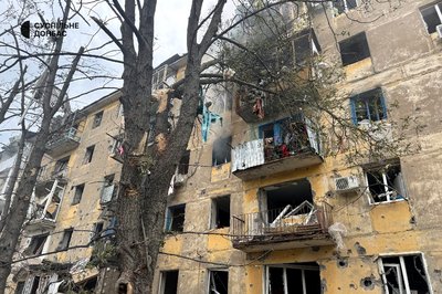 "Вчора був якраз місяць після першого прильоту". Жителі Слов’янська розказали про удар бомбами по місту 23 липня "Вчора був якраз місяць після першого прильоту". Жителі Слов’янська розказали про удар бомбами по місту 23 липня