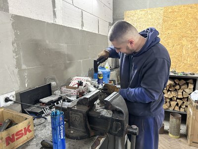 Демобілізований воїн Олександр Яковцов за ґрантові гроші відкрив СТО у Полтаві Демобілізований воїн Олександр Яковцов за ґрантові гроші відкрив СТО у Полтаві