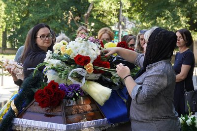 В Ужгороді попрощалися з полеглим захисником Миколою Манільчуком