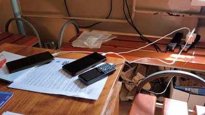 Захист диплома у "пункті незламності" та кава від генераторів. Як на Донеччині підлаштувались до знеструмлення Захист диплома у "пункті незламності" та кава від генераторів. Як на Донеччині підлаштувались до знеструмлення