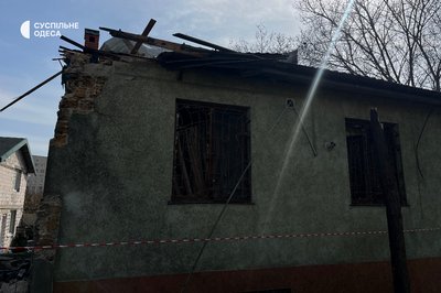 Вибиті скління та пошкоджені фасади: наслідки ранкової атаки на Одесу 2 березня Вибиті скління та пошкоджені фасади: наслідки ранкової атаки на Одесу 2 березня