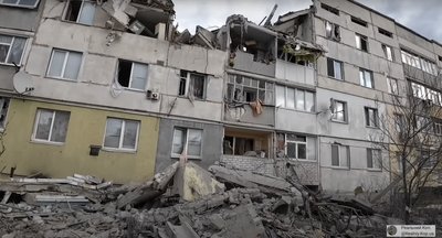 Будинок у Куп'янську, в який влучив КАБ Будинок у Куп'янську, в який влучив КАБ