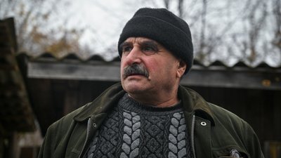 Через обстріли виїхали пів села: як живуть люди на Чернігівщині за 15 кілометрів від кордону з РФ Через обстріли виїхали пів села: як живуть люди на Чернігівщині за 15 кілометрів від кордону з РФ