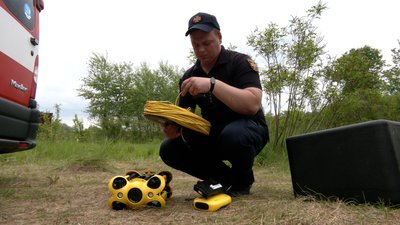 Перевірили 5 тисяч квадратних метрів: на Чернігівщині сапери-водолази обстежують річки та озера Перевірили 5 тисяч квадратних метрів: на Чернігівщині сапери-водолази обстежують річки та озера