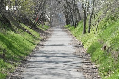 Місце фотосесій чи пам’ятка під загрозою: що відбувається з дачею Ашкеназі та колишнім санаторієм Чкалова в Одесі Місце фотосесій чи пам’ятка під загрозою: що відбувається з дачею Ашкеназі та колишнім санаторієм Чкалова в Одесі