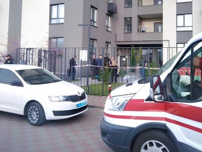 У Львові правоохоронці розслідують загибель неповнолітніх хлопця та дівчини: що відомо У Львові правоохоронці розслідують загибель неповнолітніх хлопця та дівчини: що відомо
