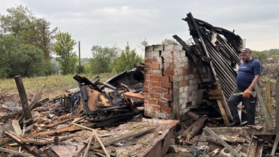 Наслідки ударів дронами РФ по Чугуєву 3 серпня 2025 року Наслідки ударів дронами РФ по Чугуєву 3 серпня 2025 року